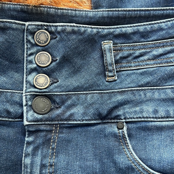 Pantama Jeans - Picture 2 of 7